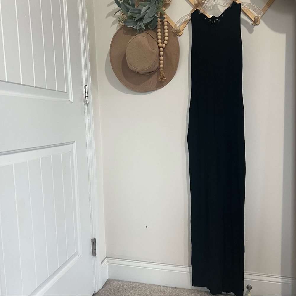 Windsor Casual Black Maxi Dress